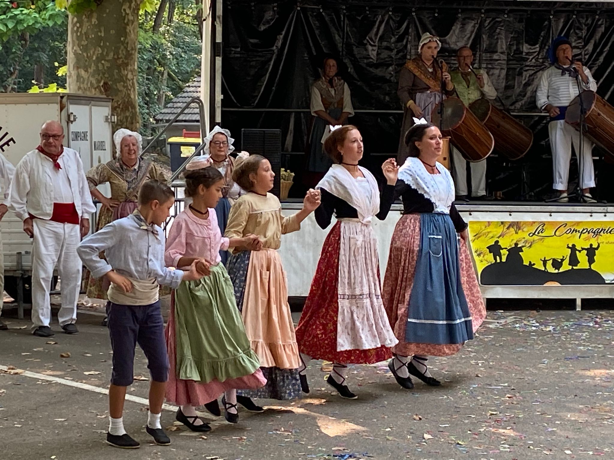 60 ans - Groupe folklorique au Gravier